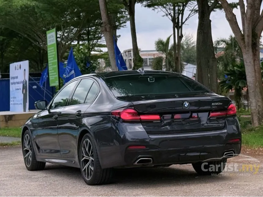 2021 BMW 530e M Sport Sedan