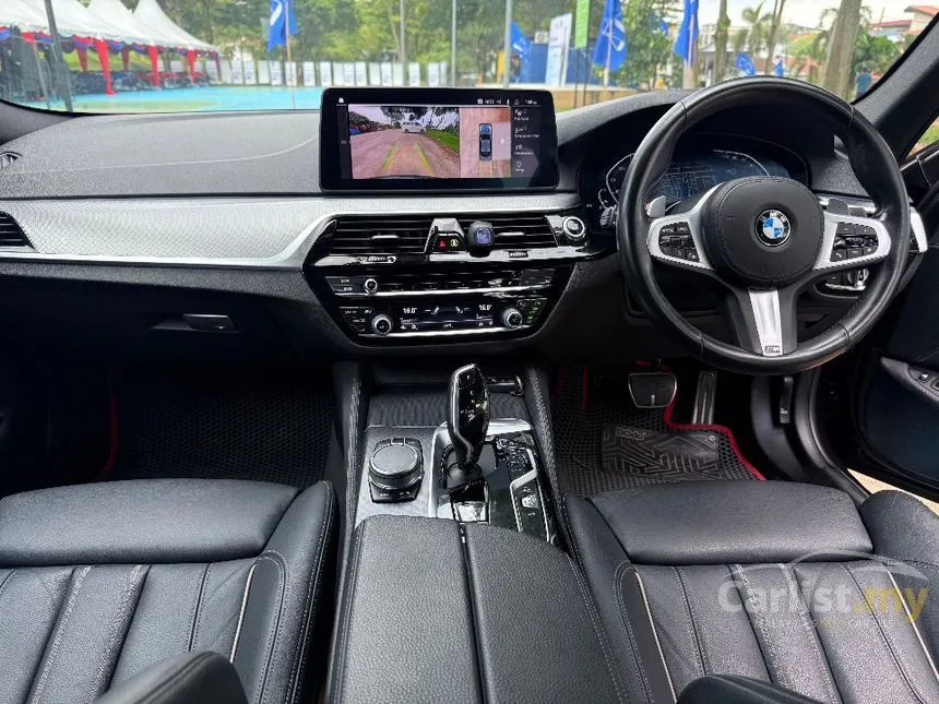 2021 BMW 530e M Sport Sedan