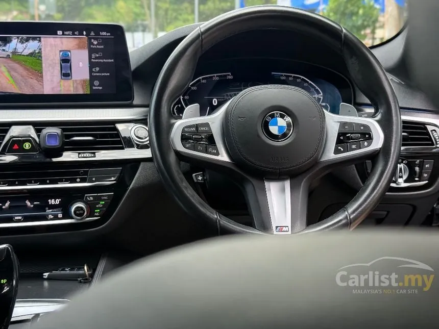 2021 BMW 530e M Sport Sedan
