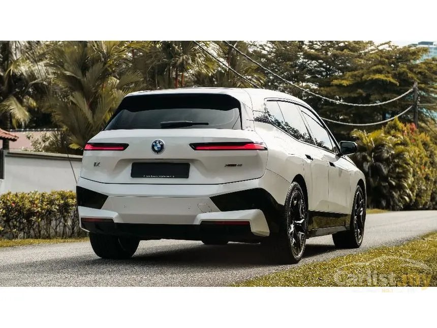 2023 BMW iX xDrive40 Sport SUV