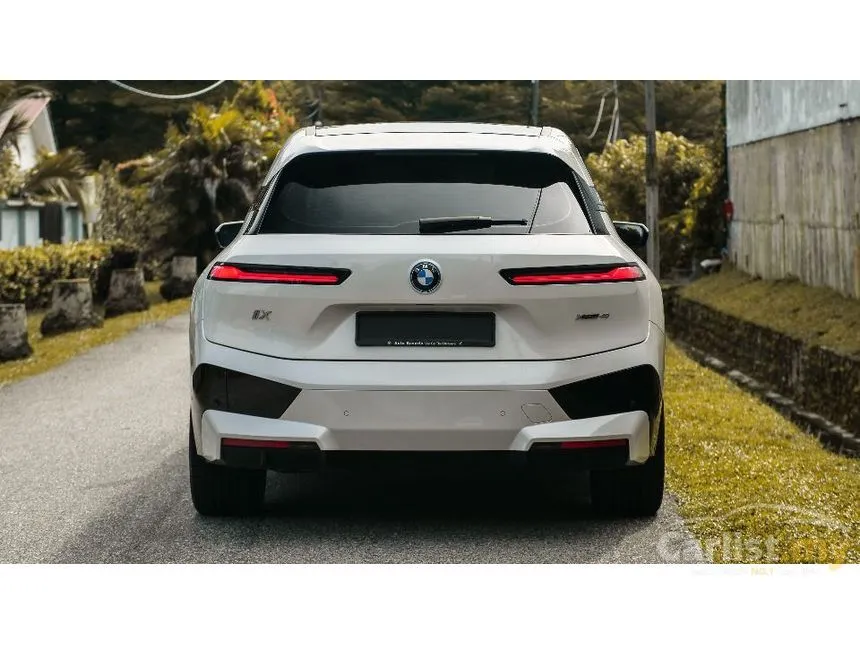 2023 BMW iX xDrive40 Sport SUV