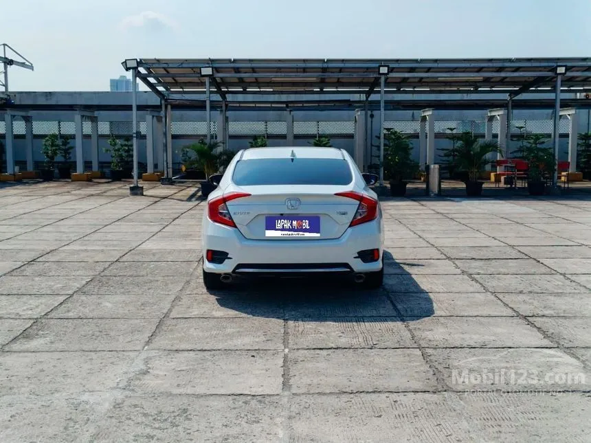 2019 Honda Civic ES Sedan