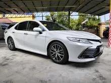 2022 Toyota Camry 2.5 V Sedan
