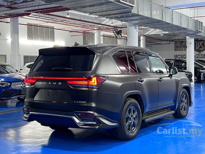 2022 Lexus LX 600 7 seater SUV