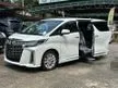 Recon 2020 Toyota Alphard 2.5 G S Welcab MPV