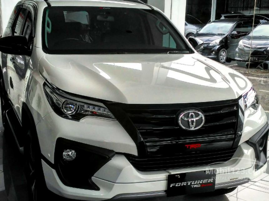 Jual Mobil Toyota Fortuner 2018 TRD 2.4 di DKI Jakarta 