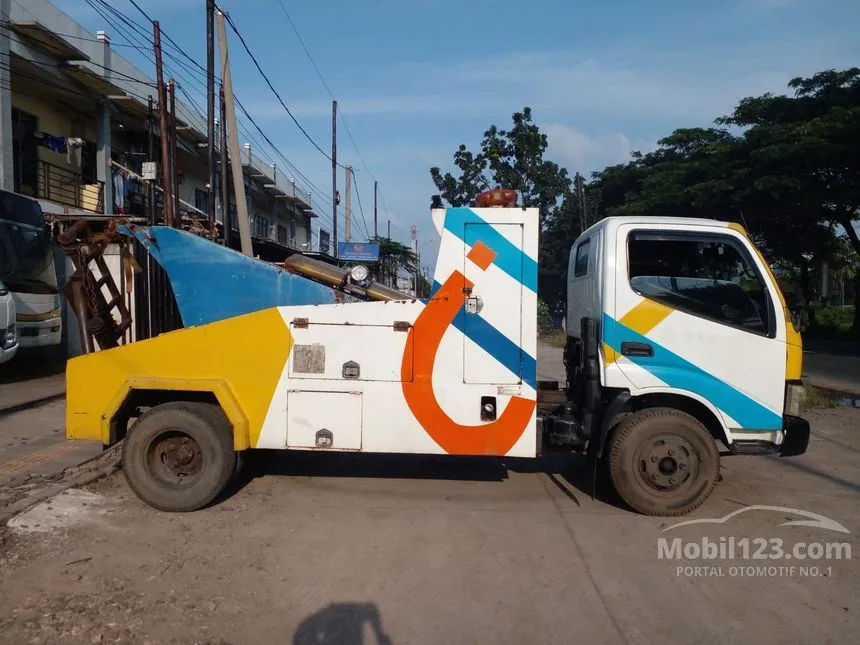 2014 Toyota Dyna Truck Trucks
