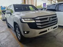 2023 Toyota Land Cruiser 3.4 J300 ZX SUV/FREE 8 YRS WARRANTY/PETROL