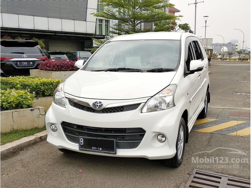 Jual Mobil Toyota Avanza 2013 Veloz 1.5 di DKI Jakarta 