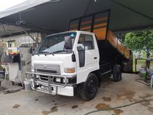 2005 Daihatsu Delta 2.7 V58 Lorry