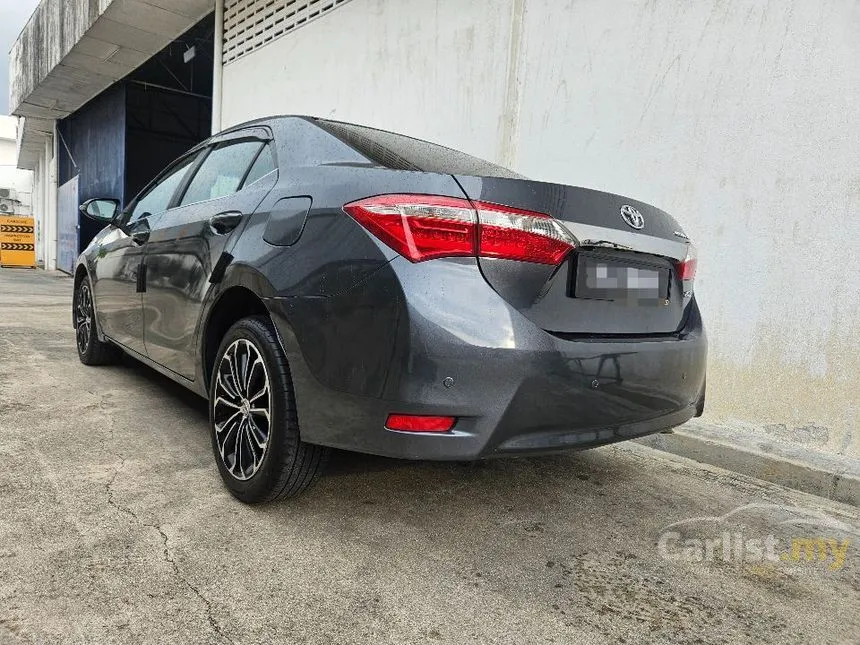 2014 Toyota Corolla Altis V Sedan