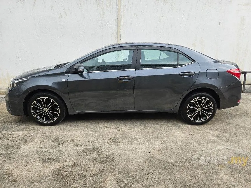 2014 Toyota Corolla Altis V Sedan