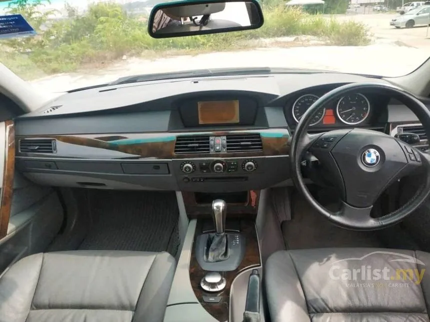 2006 BMW 520i Sedan