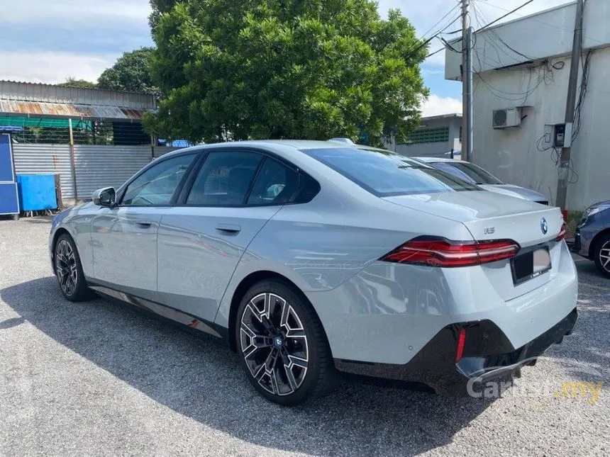 2024 BMW i5 eDrive40 M Sport Sedan