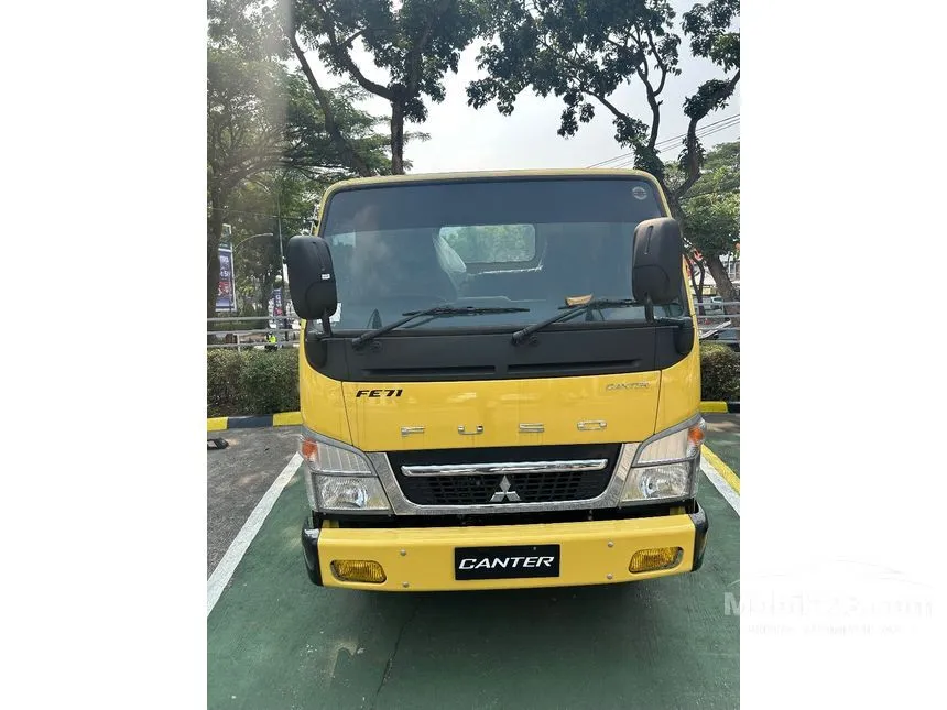 Jual Mobil Mitsubishi Canter 2023 FE 71 3.9 di DKI Jakarta Manual Trucks Kuning Rp 395.000.009