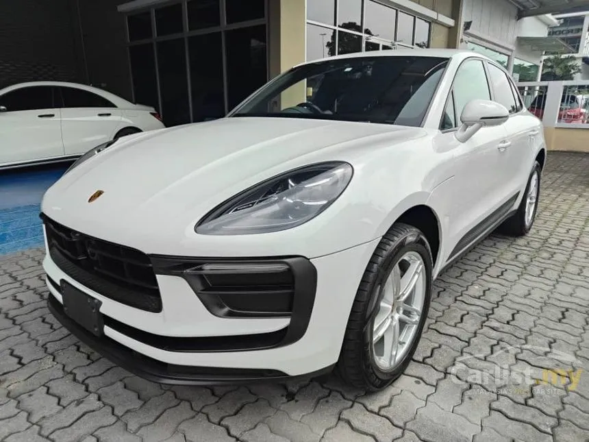 2022 Porsche Macan SUV
