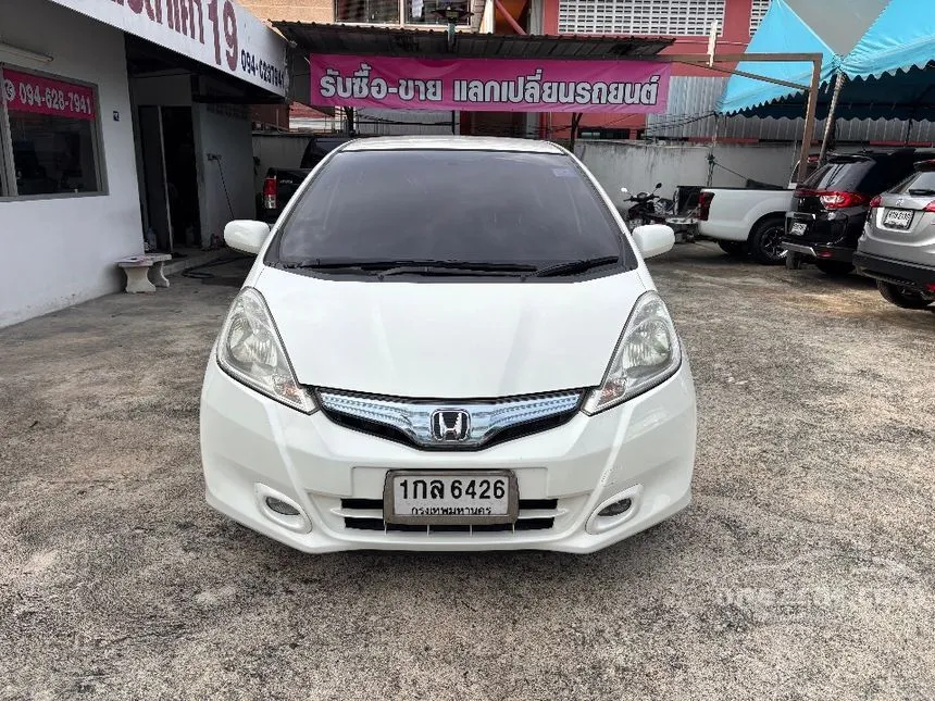 2013 Honda JAZZ Hybrid Hatchback