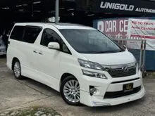 2012 Toyota Vellfire 2.4 ZG MPV - Electronic Pilot Seat, Sunroof & Moon Roof, 2 Power Door, Power Boots, Surround Sound System, Nice Number 9997