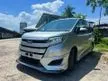 Recon 2019 TOYOTA VOXY / TOYOTA NOAH X FACELIFT 2.0 JAPAN SPEC (A)*(FREE 5 YEAR WARRANTY/FREE ANDROID PLAYER/MAX LOAN APPLY/MORE UNITS TO CHOOSE/FAST CALL)* - Cars for sale
