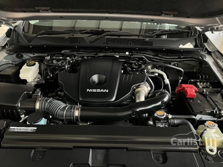 2023 Nissan Navara SE Pickup Truck