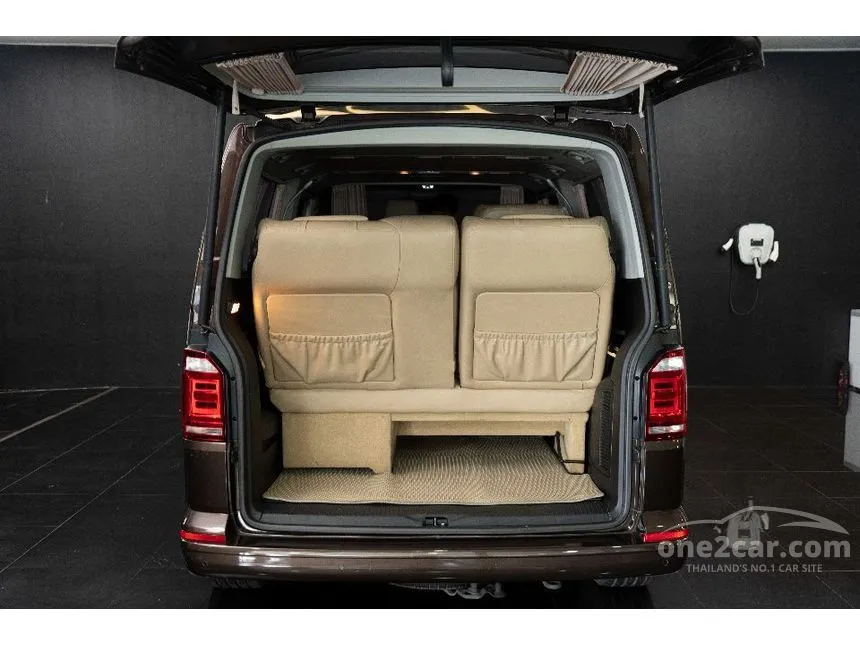2018 Volkswagen CARAVELLE TDi Comfortline Van