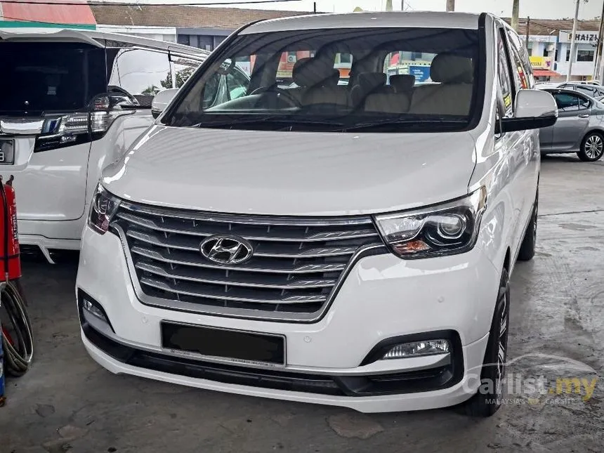 2019 Hyundai Grand Starex Royale Deluxe MPV