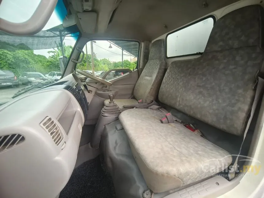 2012 Hino 300 Series WU300R Lorry