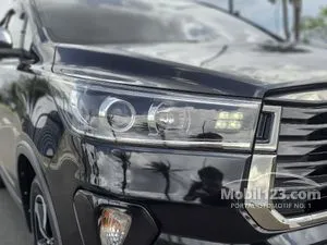 2022 Toyota Kijang Innova 2.4 Venturer MPV