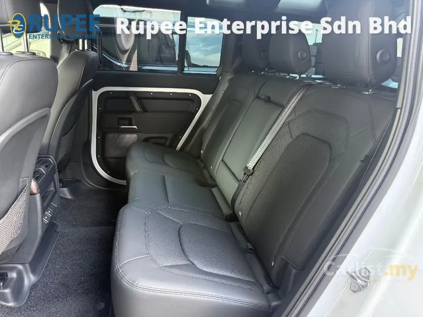2023 Land Rover Defender 110 P300 HSE SUV
