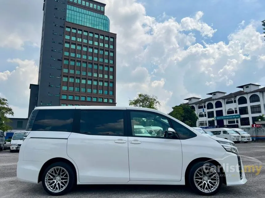 2019 Toyota Voxy X MPV