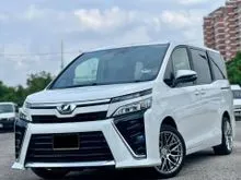 2019 Toyota Voxy 2.0 X MPV // Facelift // Sport Rims // Android Player // Reverse Camera // Power Door // Lane Departure Alert // 8 Seater