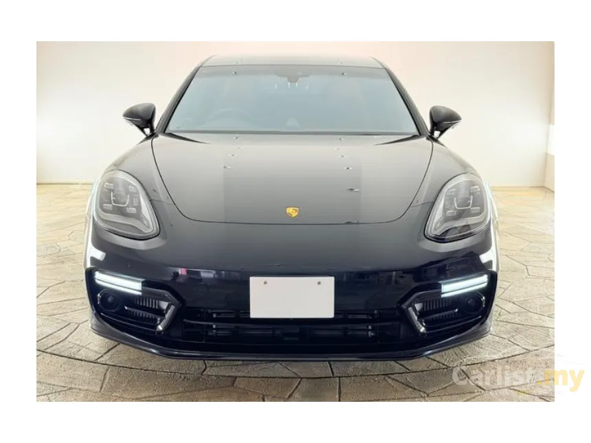 2023 Porsche Panamera Hatchback