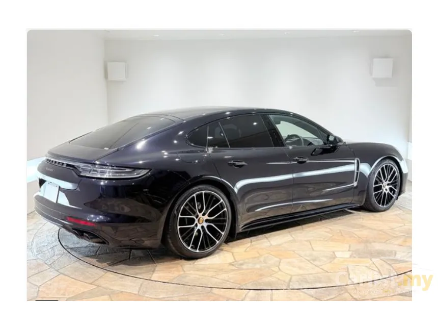2023 Porsche Panamera Hatchback