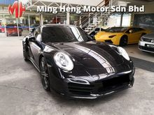 2013 Porsche 911 3.8 CARRERA Turbo S Coupe - LOW MILEAGE -
