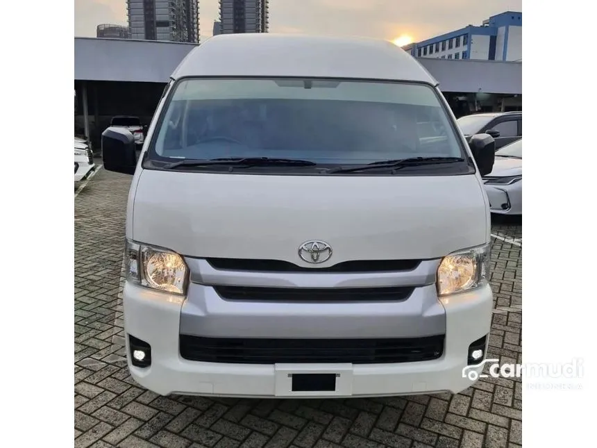 2025 Toyota Hiace Premio Van