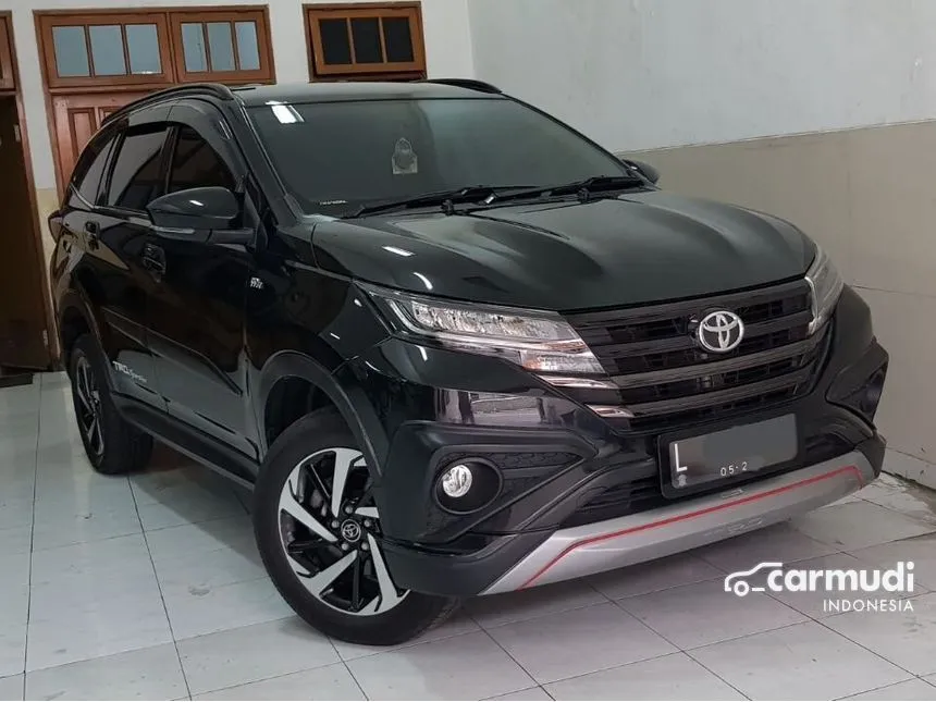 Jual Mobil Toyota Rush 2018 TRD Sportivo 1.5 di Jawa Timur Automatic SUV Hitam Rp 235.000.000