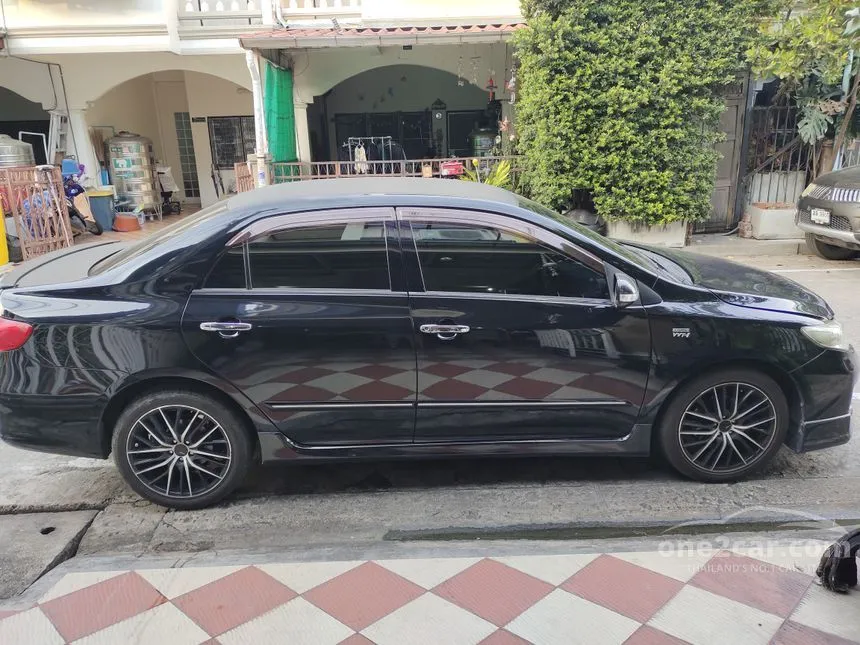 2013 Toyota Corolla Altis E Sedan
