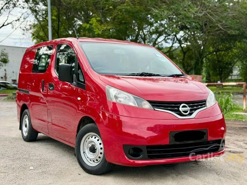 2016 Nissan NV200 Semi Panel Van