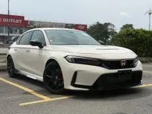 2025 Honda Civic 2.0 Type R FL5 NO HIDDEN CHARGE, Showroom Car 37km [Showroom Car, 37km, +R Mode, BSM, Apple CarPlay, Reverse Camera]