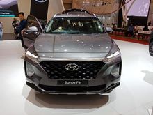 BEST PROMO Hyundai Santa Fe 2.2 XG CRDi 2018