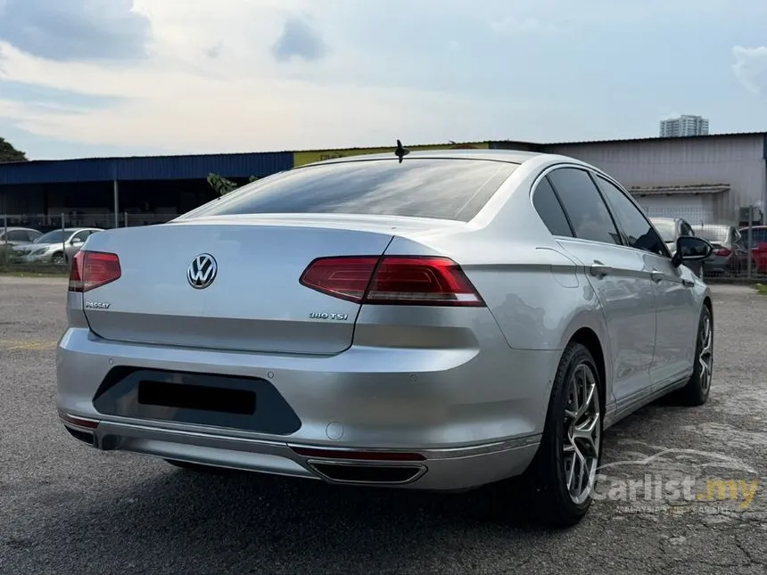 2018 Volkswagen Passat TSI Highline Sedan