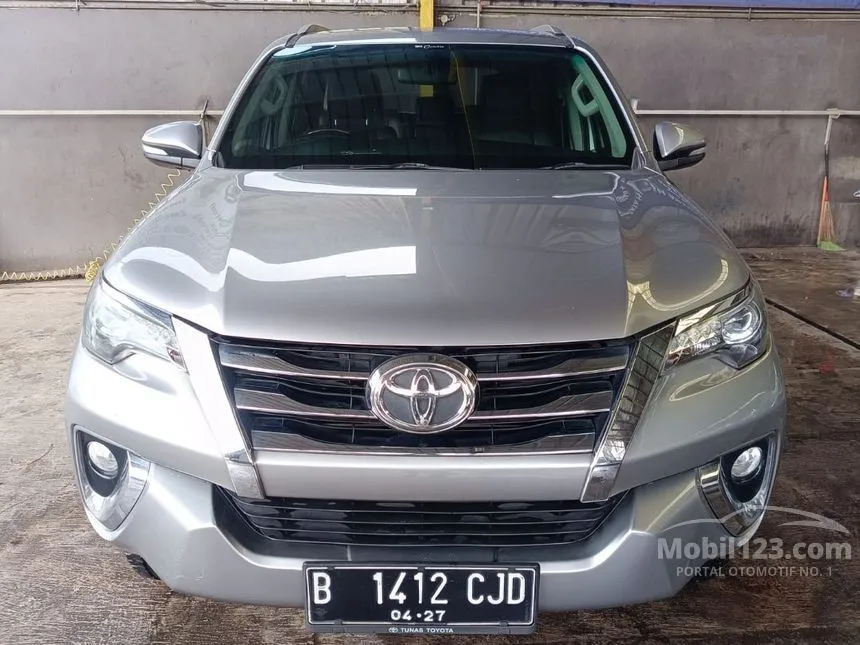 Jual Mobil Toyota Fortuner 2017 VRZ 2.4 di Banten Automatic SUV Silver Rp 385.000.000