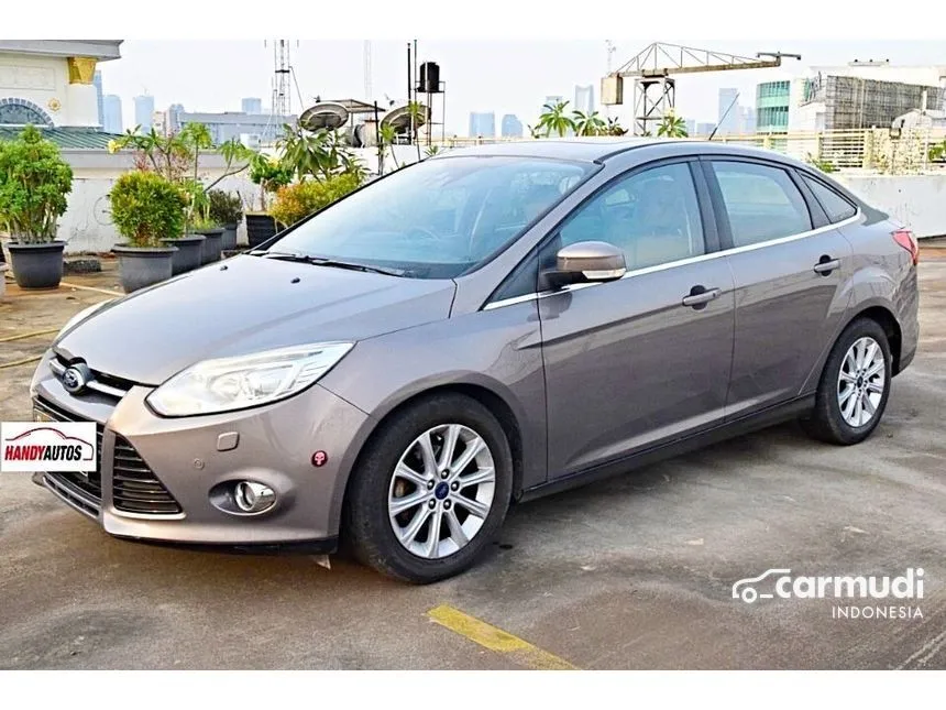 2012 Ford Focus Titanium Sedan