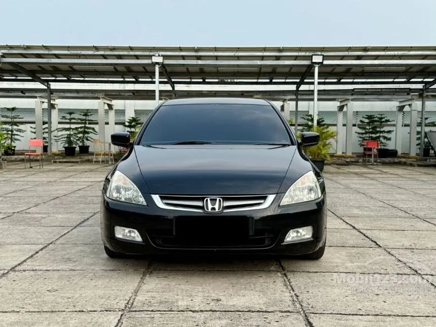 2004 Honda Accord VTi-L Sedan