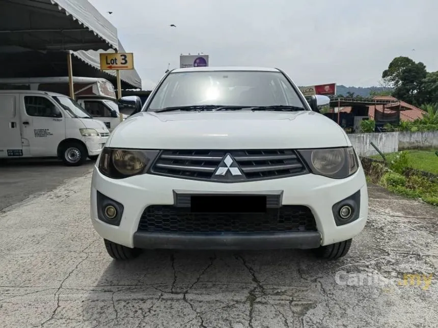 2011 Mitsubishi Triton Lite Pickup Truck