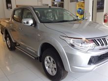 2017 Mitsubishi Triton 2.5 MT 4X4 Pickup Truck