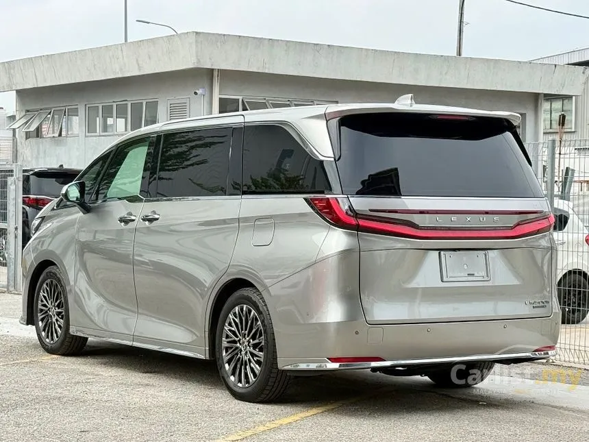 2024 Lexus LM 500h 4 Seater MPV