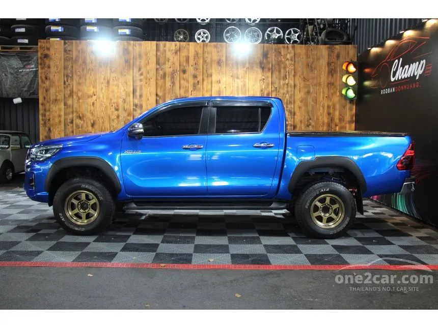 2016 Toyota HILUX REVO E Plus Prerunner Double Cab Pickup