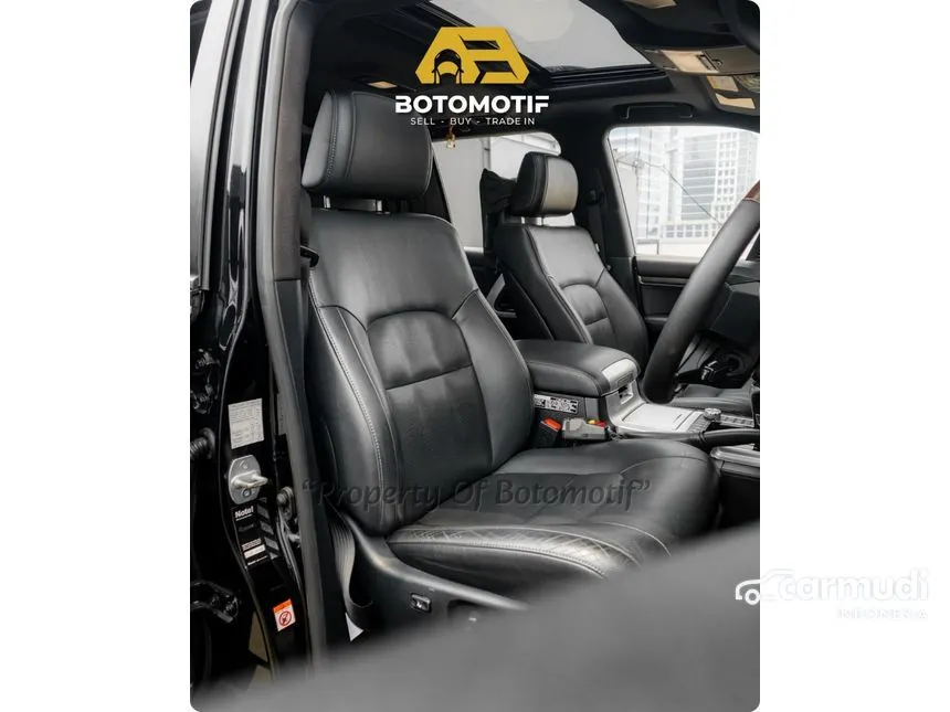 2017 Toyota Land Cruiser 200 VX-R SUV