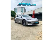 2022 Tesla Model 3 0.0 Long Range Sedan